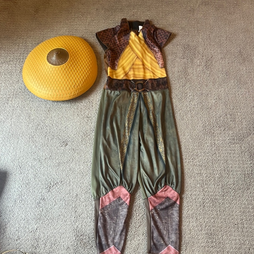 Raya costume